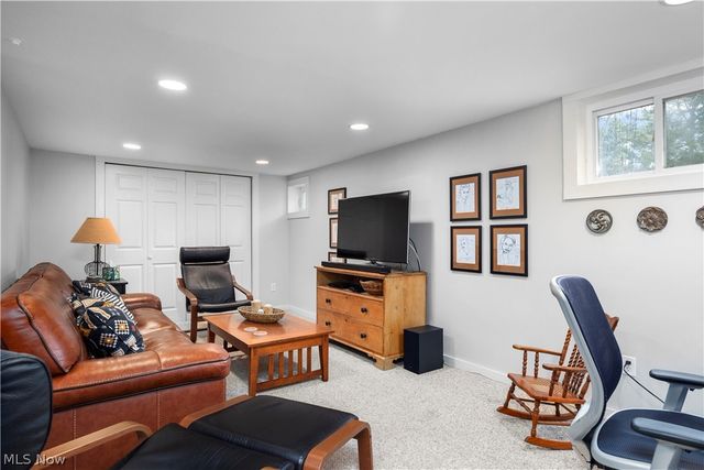 25947 Bagley Road, Olmsted Falls, OH 44138