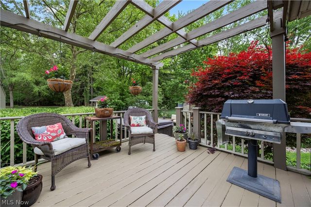 25947 Bagley Road, Olmsted Falls, OH 44138