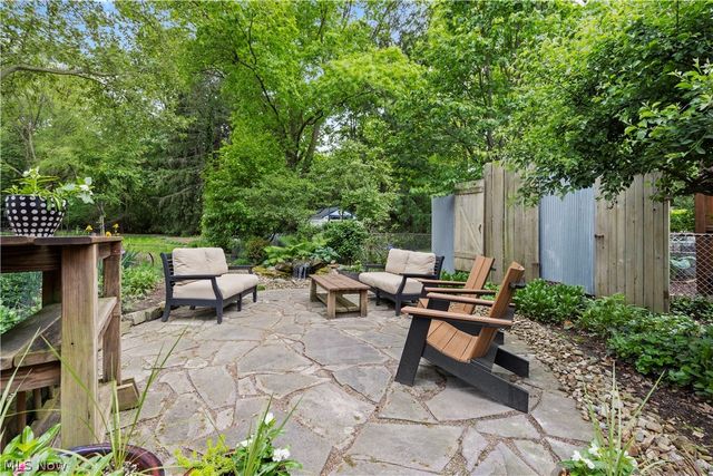 25947 Bagley Road, Olmsted Falls, OH 44138