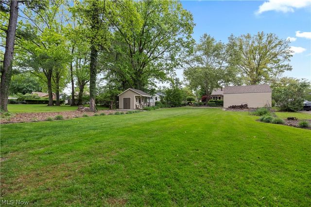 25947 Bagley Road, Olmsted Falls, OH 44138