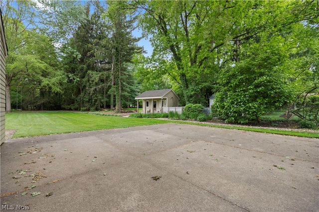 25947 Bagley Road, Olmsted Falls, OH 44138