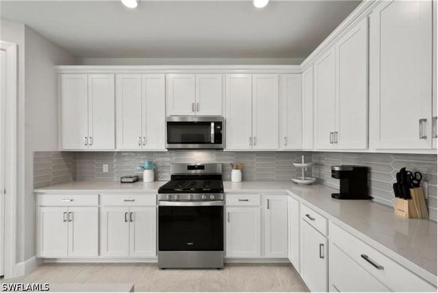 20024 Hartford BLVD, Estero, FL 33928
