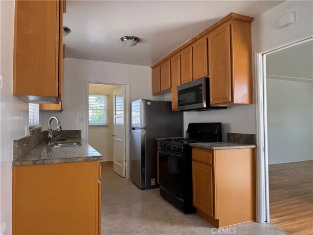 221 N Atlantic, Alhambra, CA 91801