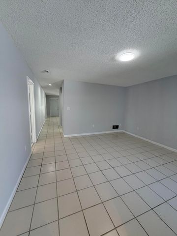 182 Sparrow Drive A, Royal Palm Beach, FL 33411