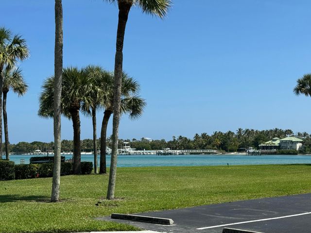 200 Intracoastal Place 404, Jupiter, FL 33469