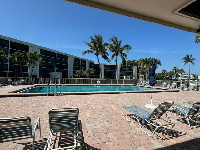200 Intracoastal Place 404, Jupiter, FL 33469