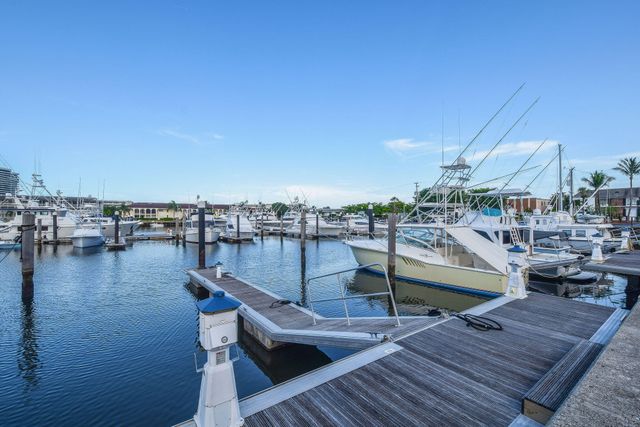 200 Intracoastal Place 404, Jupiter, FL 33469