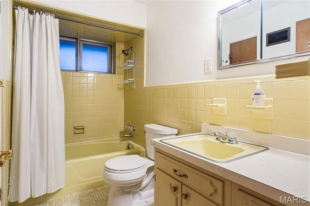 3166 Tamm Avenue, St Louis, MO 63139