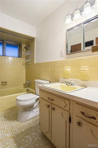 3166 Tamm Avenue, St Louis, MO 63139