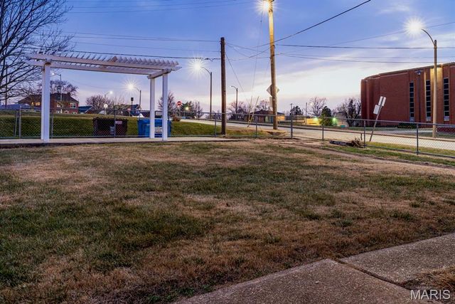 3166 Tamm Avenue, St Louis, MO 63139