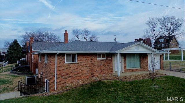 3166 Tamm Avenue, St Louis, MO 63139