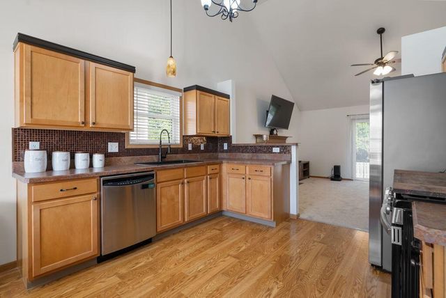 2376 Boston Mills Drive, Grove City, OH 43123