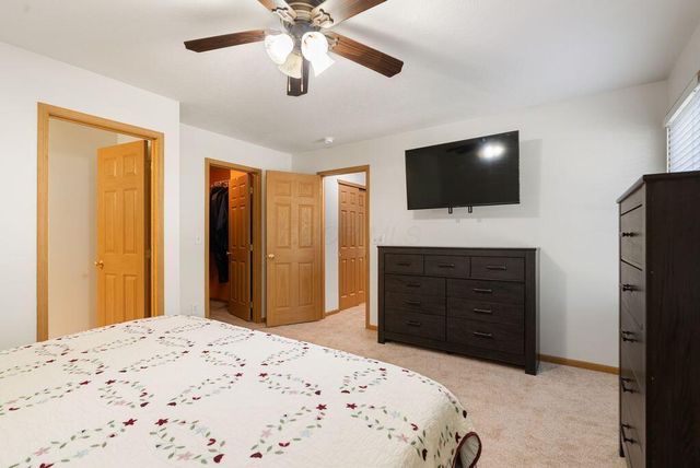 2376 Boston Mills Drive, Grove City, OH 43123