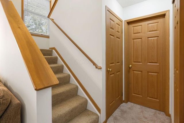 2376 Boston Mills Drive, Grove City, OH 43123