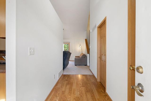 2376 Boston Mills Drive, Grove City, OH 43123