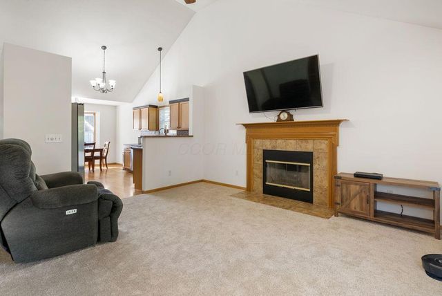2376 Boston Mills Drive, Grove City, OH 43123