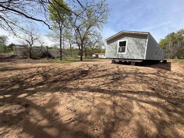 95 N Harmony Lane, Shawnee, OK 74804