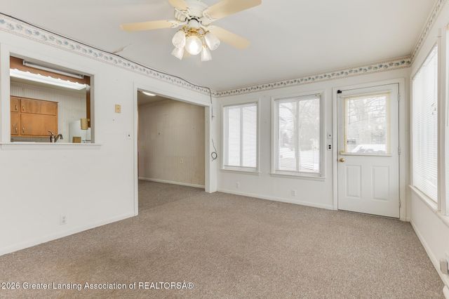 7220 E 5 Point Highway, Eaton Rapids, MI 48827