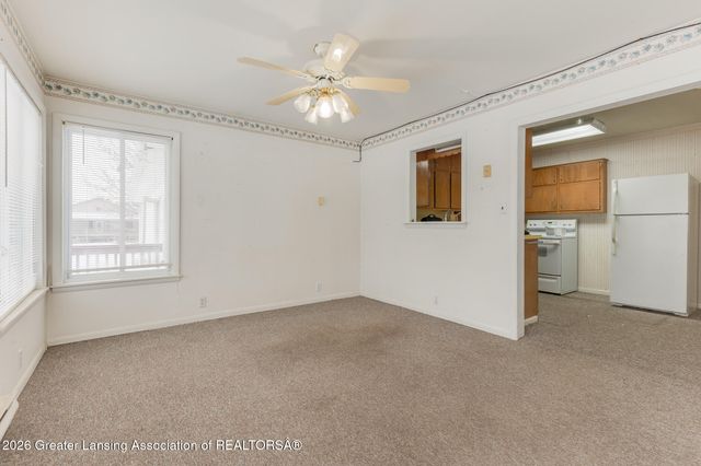 7220 E 5 Point Highway, Eaton Rapids, MI 48827