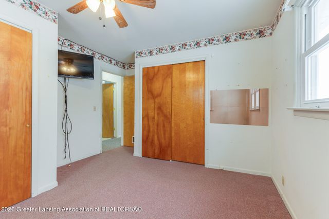 7220 E 5 Point Highway, Eaton Rapids, MI 48827