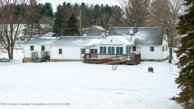 7220 E 5 Point Highway, Eaton Rapids, MI 48827