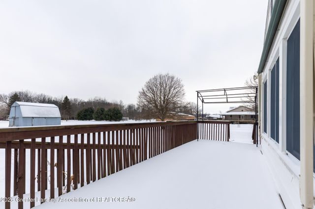 7220 E 5 Point Highway, Eaton Rapids, MI 48827