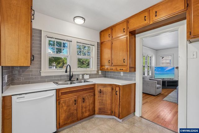 750 Belmont St NE, Salem, OR 97301
