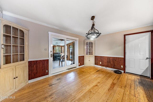 379 Ny Highway 355, Poestenkill, NY 12140