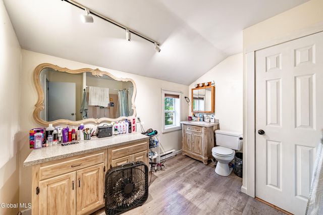 379 Ny Highway 355, Poestenkill, NY 12140