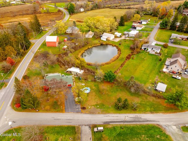 379 Ny Highway 355, Poestenkill, NY 12140