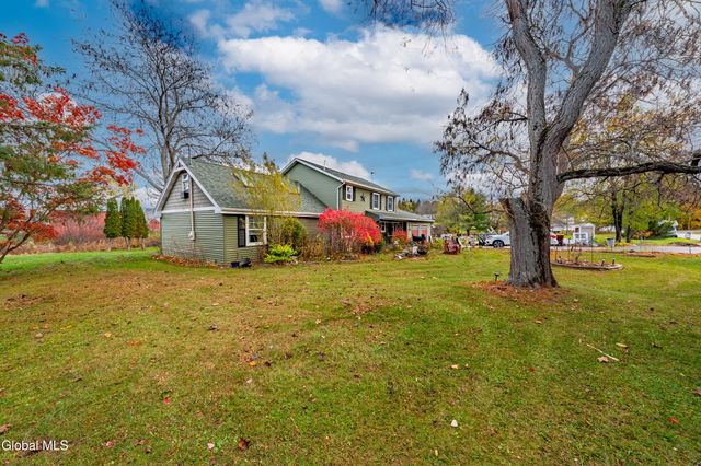 379 Ny Highway 355, Poestenkill, NY 12140