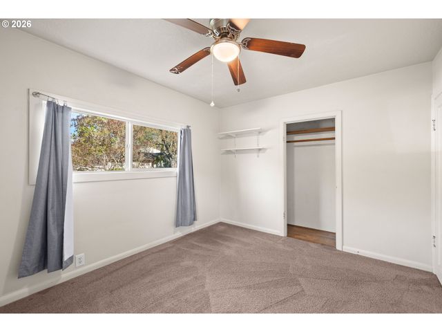 360 Ne LIBERTY Ave, Gresham, OR 97030