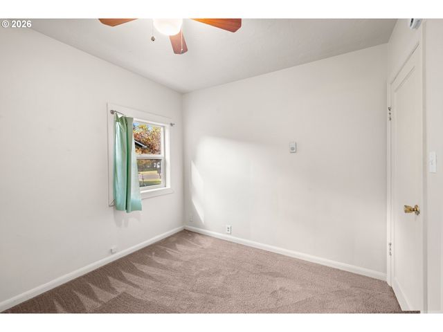 360 Ne LIBERTY Ave, Gresham, OR 97030