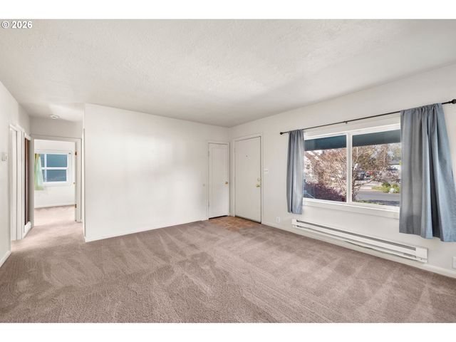 360 Ne LIBERTY Ave, Gresham, OR 97030