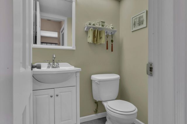 4375 Latin Lane, Upper Arlington, OH 43220