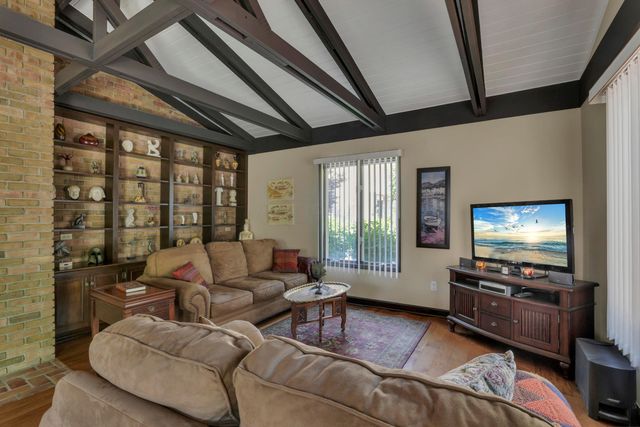 4375 Latin Lane, Upper Arlington, OH 43220