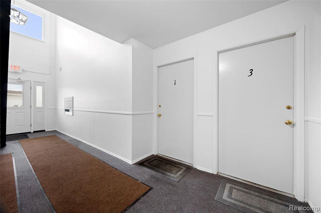 17415 Hamilton Avenue, Allen Park, MI 48101