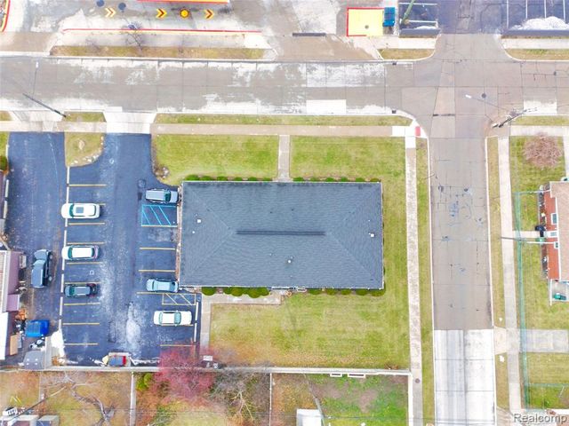 17415 Hamilton Avenue, Allen Park, MI 48101