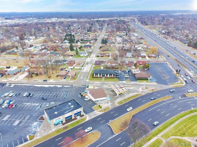 17415 Hamilton Avenue, Allen Park, MI 48101