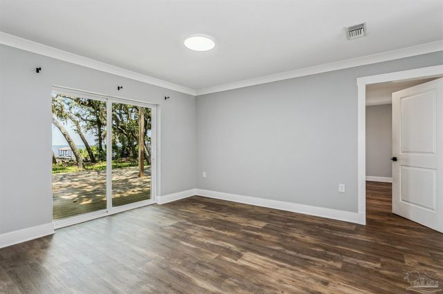 4536 Hickory Shores Blvd, Gulf Breeze, FL 32563