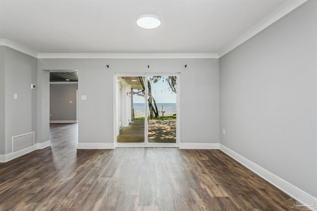 4536 Hickory Shores Blvd, Gulf Breeze, FL 32563