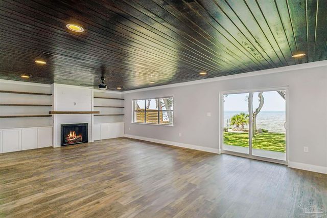 4536 Hickory Shores Blvd, Gulf Breeze, FL 32563