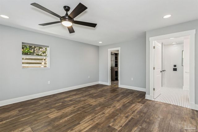 4536 Hickory Shores Blvd, Gulf Breeze, FL 32563