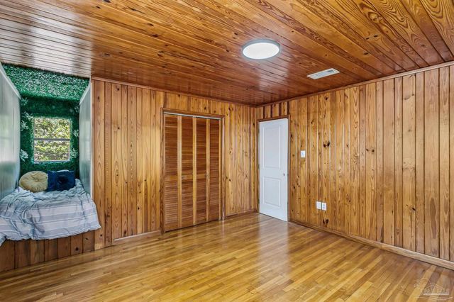 4536 Hickory Shores Blvd, Gulf Breeze, FL 32563