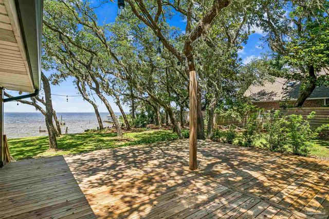 4536 Hickory Shores Blvd, Gulf Breeze, FL 32563