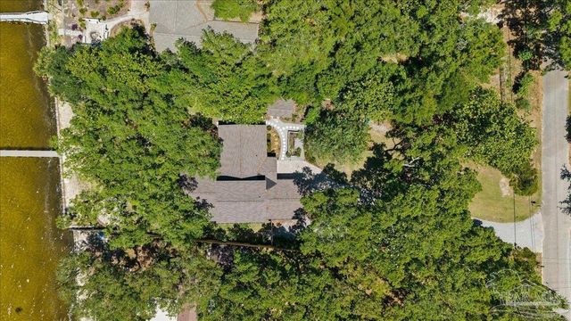 4536 Hickory Shores Blvd, Gulf Breeze, FL 32563