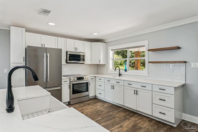 4536 Hickory Shores Blvd, Gulf Breeze, FL 32563
