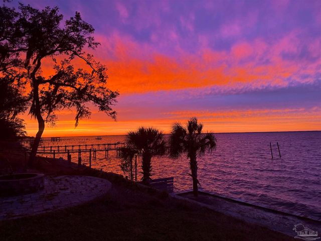 4536 Hickory Shores Blvd, Gulf Breeze, FL 32563