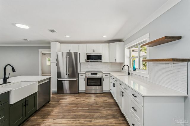 4536 Hickory Shores Blvd, Gulf Breeze, FL 32563