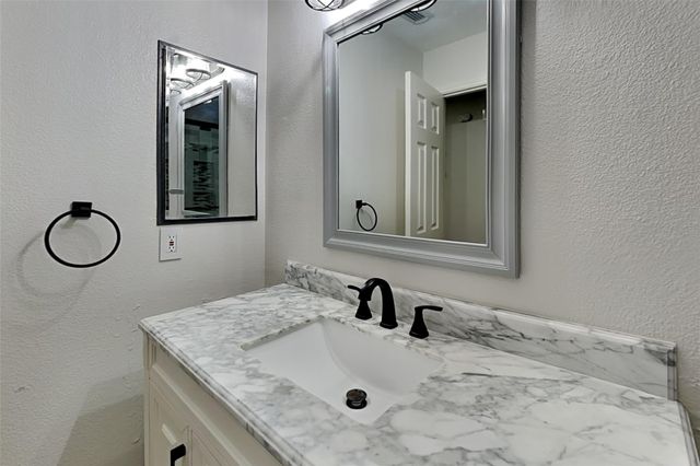 2146 Berkshire Elm Street, Katy, TX 77493